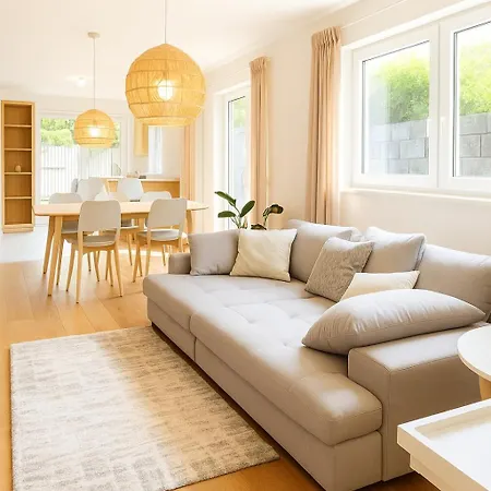 Ruhetraum 80 - Helles Design-apartment Mit Terrasse Parkplatz & Self-check-in *