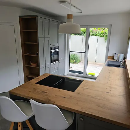 Ruhetraum 80 - Helles Design-apartment Mit Terrasse Parkplatz & Self-check-in Bruckberg